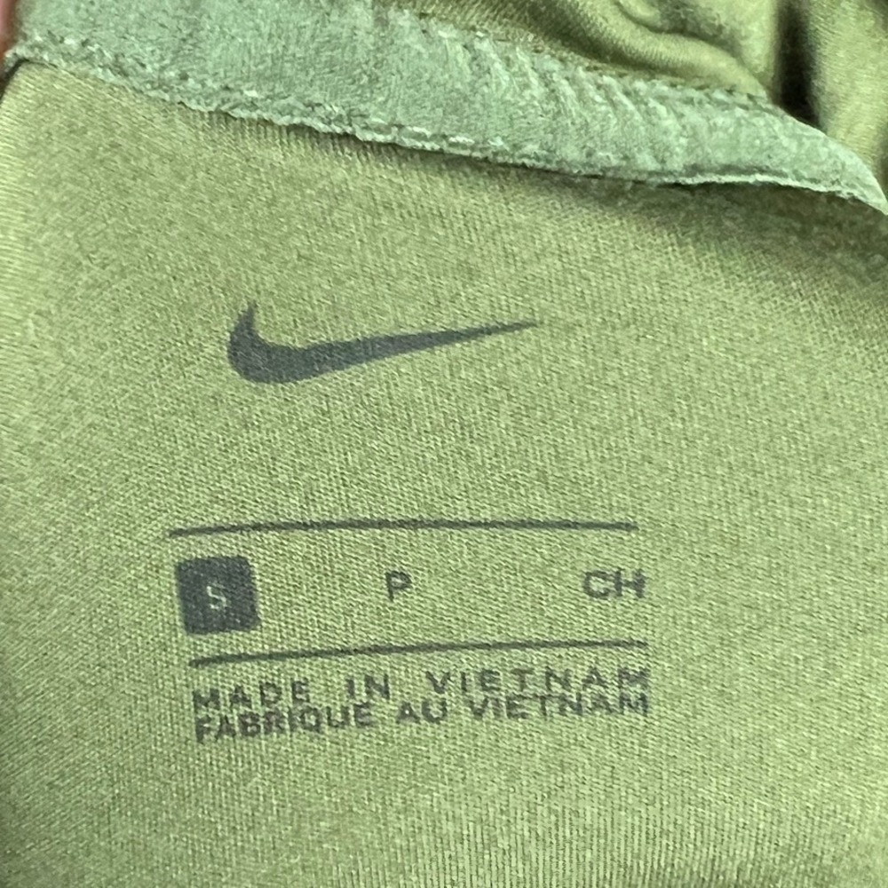 Nike Womens Small Sherpa Thermal Hoodie AR7404 395 Olive Green Standard Fit - Picture 9 of 12